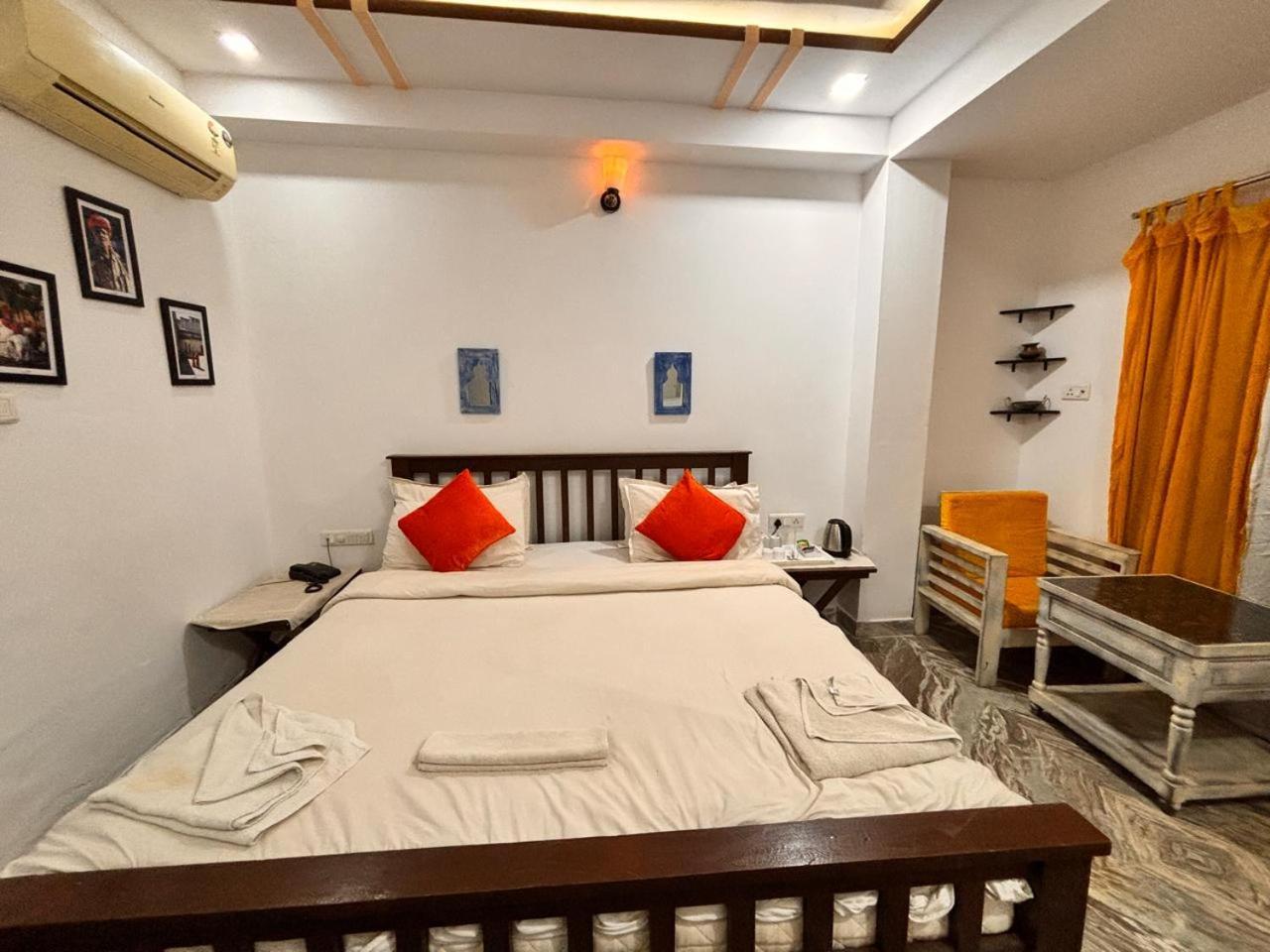Thar View Hotel Джайсалмер Экстерьер фото